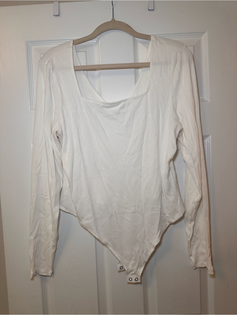 American Eagle Outfitters White Long-Sleeve Square Neck Bodysuit